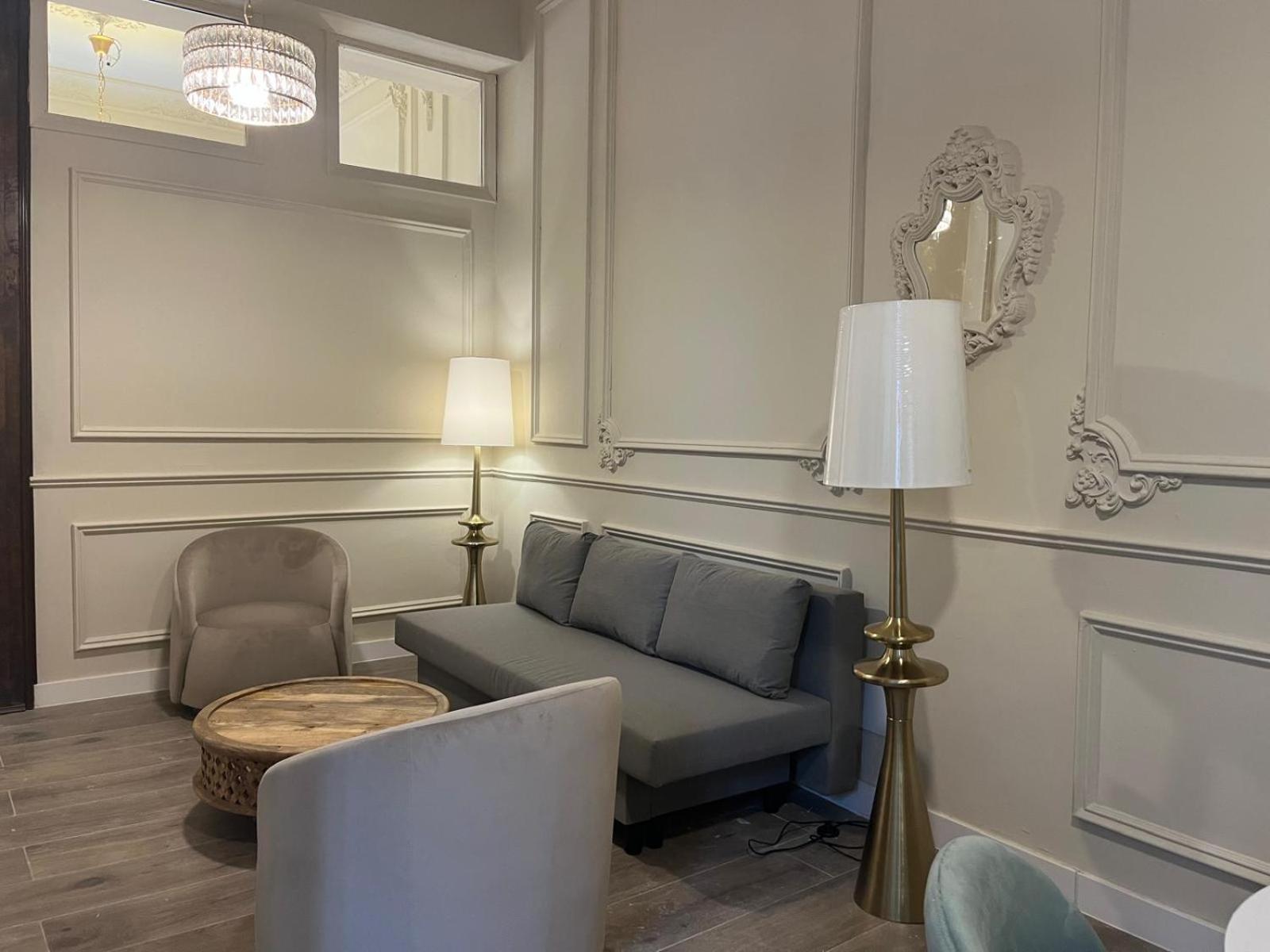 Apartamentos Loles De Cisneros Catedral Málaga Esterno foto