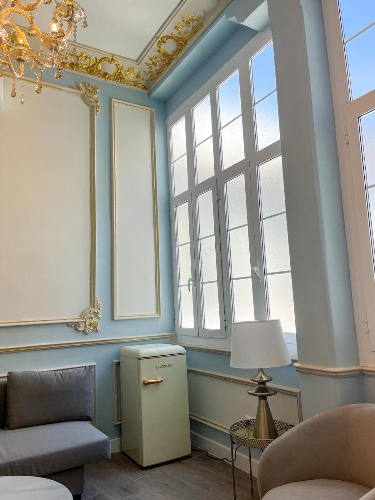Apartamentos Loles De Cisneros Catedral Málaga Esterno foto