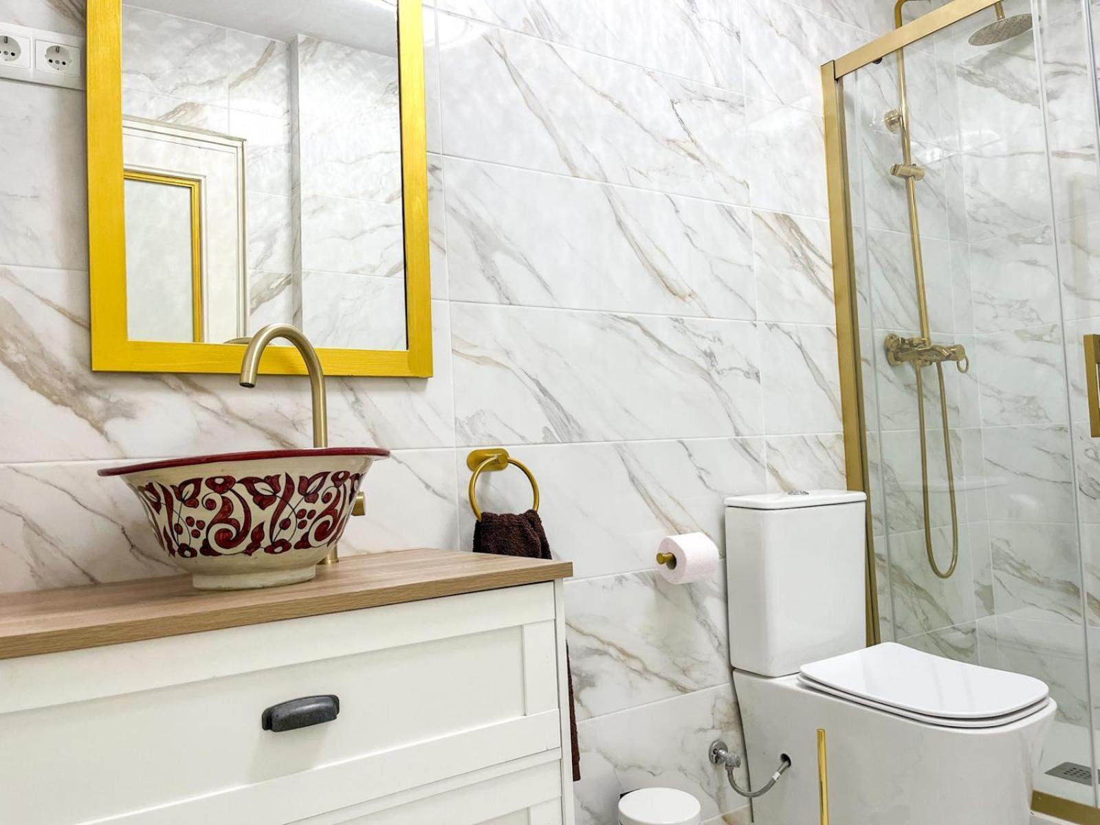 Apartamentos Loles De Cisneros Catedral Málaga Esterno foto